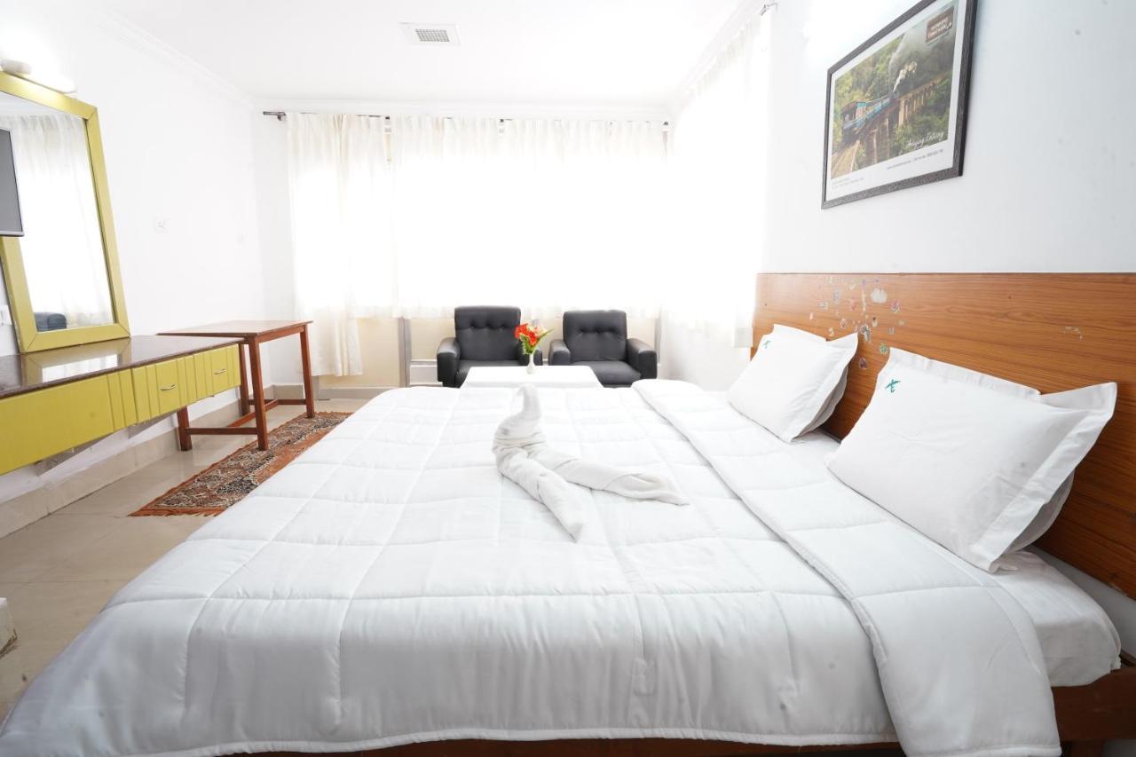 Hotel Tamilnadu - Йеркод Экстерьер фото