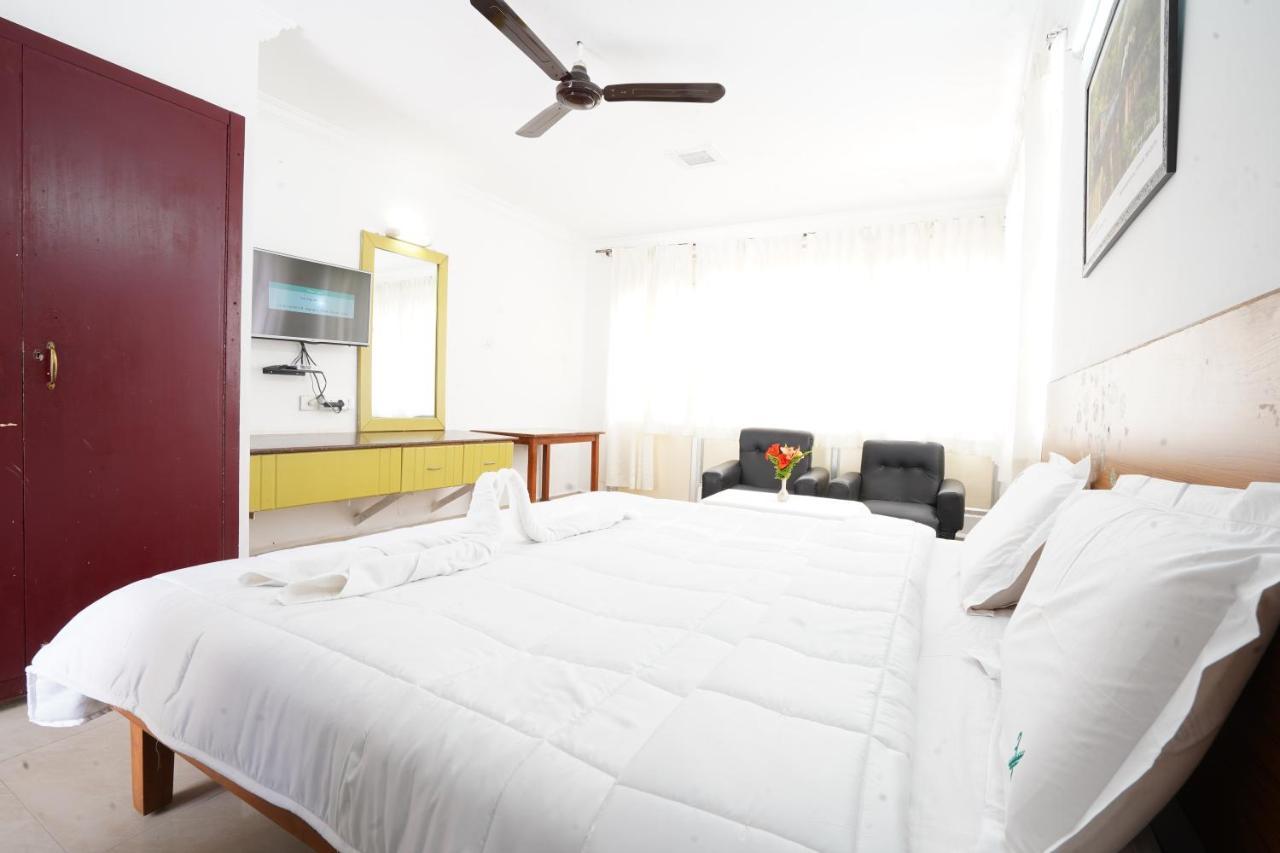 Hotel Tamilnadu - Йеркод Экстерьер фото