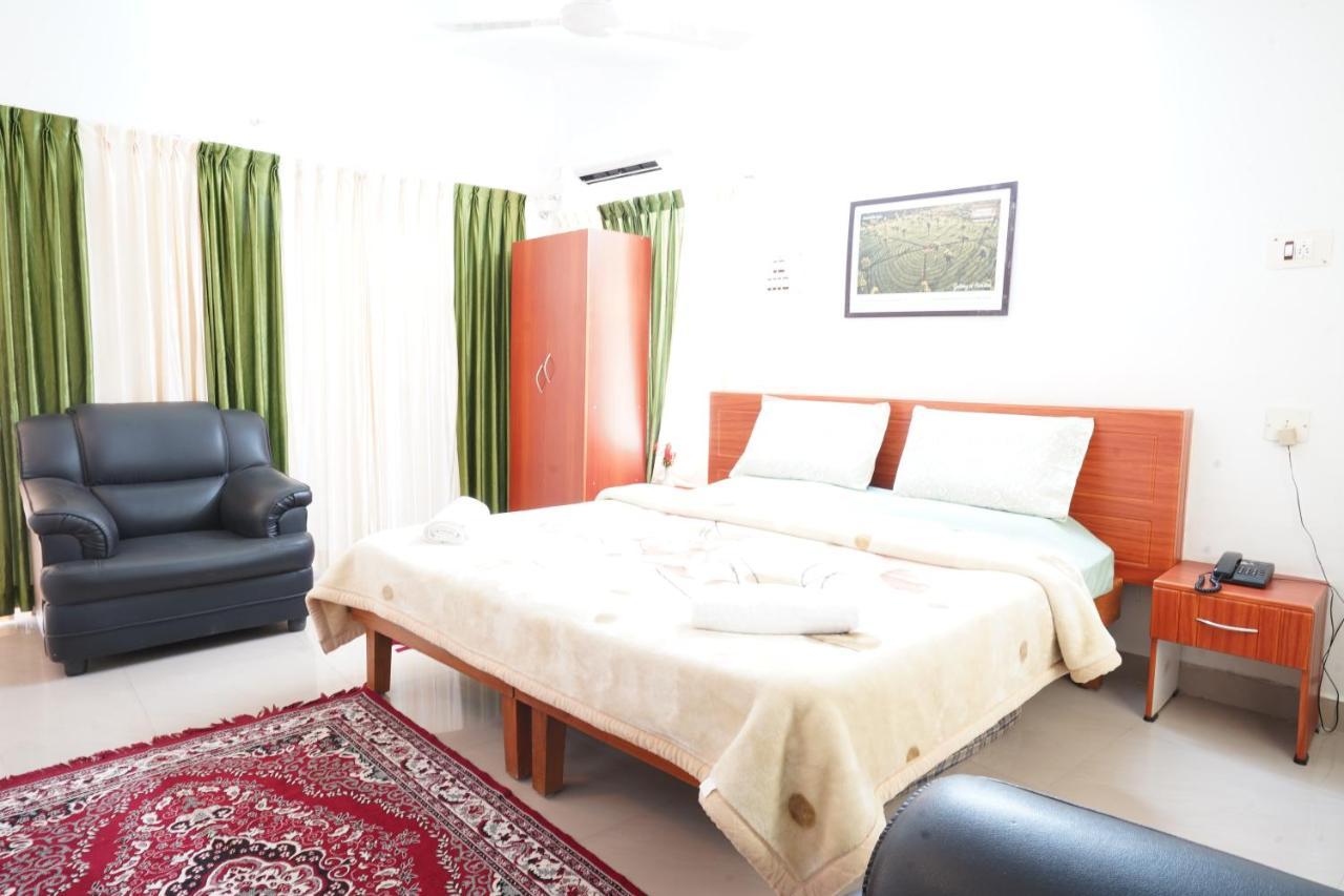 Hotel Tamilnadu - Йеркод Экстерьер фото